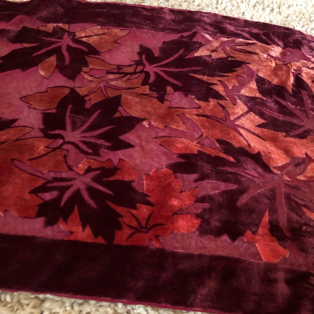 Fall leaf scarf